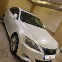 لکسوس IS 300، مدل ۲۰۱۰
