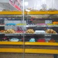 یخچال و ویترین قنادی