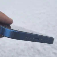 آیفون ۱۳ نرمال ch در حد نو