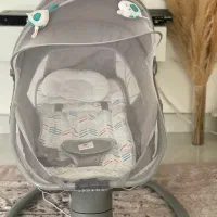 کریر،صندلی ماشین،تخت کنارمادر،گهواره برقی نو|تخت و صندلی بچه|رشت, حومه رشت|دیوار