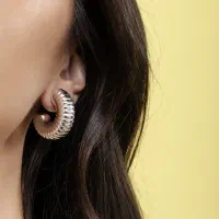 گوشواره و انگشترهای مینیمال متنوع