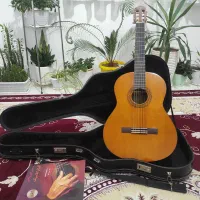 گیتار یاماها c40 با هارد کیس تمام چرم