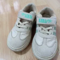 کتونی بچگانه|کفش و لباس بچه|رشت, شهرک صبا|دیوار