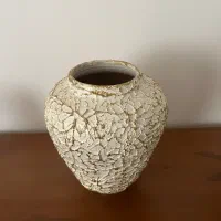 گلدان و تابلو