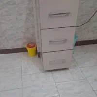 میز سه کشو