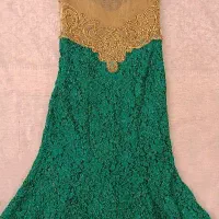 لباس مجلسی|لباس|قم, بنیاد|دیوار