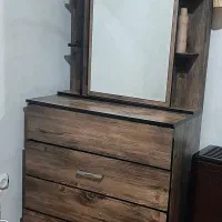 کمد و میز آرایش آینه دار