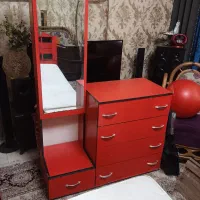 چند عدد تخت و میز کار|تخت و سرویس خواب|پرند, فاز ۶|دیوار