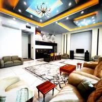 اجاره روزانه باغ ویلای سه خواب استخر داخل مدرن|اجارهٔ کوتاه‌مدت ویلا و باغ|کرج, کمال‌شهر|دیوار