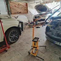 استخدام نیروی صافکار ماهر