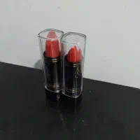 روژ‌‌لب‌‌‌‌۱۵۰‌‌عدد‌‌دونه‌‌۵۰‌‌تومان