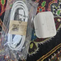 فروش سه عدد کابل شارژ و یک عدد سری آیفون ارجینال