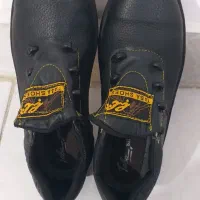 کفش ایمنی سایز ۴۲