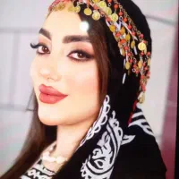 میکاپ آرتیست حرفه ای