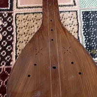 سه تار.نیاز به تعمیر جزئی.فروشی.