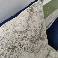 بالش|رختخواب، بالش، پتو|قم, نیروگاه|دیوار