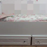 تخت خواب نوزادی، نوجوانی