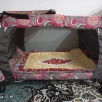 تخت گهواره ای و صندلی غذاخوری|تخت و صندلی بچه|مشهد, شهرک بهارستان|دیوار