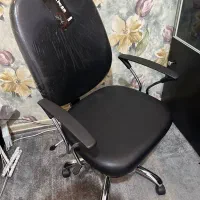 صندلی  اداری چرخدار