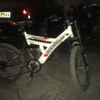 دو عدد دوچرخه ۲۴ و ۱۲
