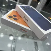 ۱۷ پرو مکس فقط آبی و نارنجی