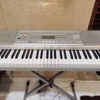 کلاویه پیانویی ۵ اکتاو با پایه ضربدری|پیانو، کیبورد، آکاردئون|صدرا-فارس, فاز ۱|دیوار