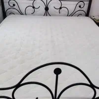 تخت دونفره فرفوژه در حد نو