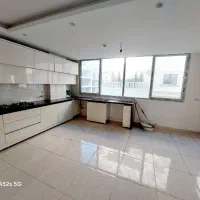 خانم دشتی ۱۳۵مترسندآماده طبقه۲و۴کناردریا