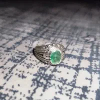 انگشتر زمرد