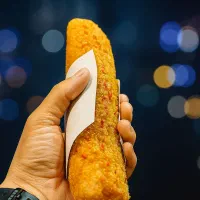 پیراشکی سوخاری رول هات داگ پنیری