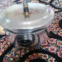 دیگ زود پز۸ لیتری در حد نو|ظروف پخت‌وپز|بروجرد, |دیوار