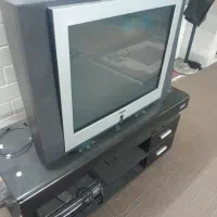 تلویزیون وستل و میز تلویزیون