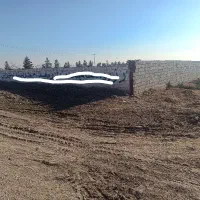 زمین دور دیوار بهترین لوکیشن