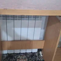 میز تحریر در حد نو|میز تحریر و کامپیوتر|مشکین‌دشت, |دیوار