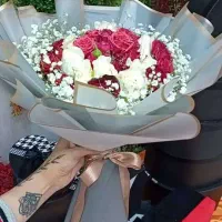 آموزش انواع باکس گل ودسته گل و ماشین عروس ودیزاین|خدمات آموزشی|بوشهر, |دیوار