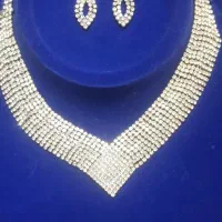 گردنبندسنگ|بدلیجات|بروجرد, |دیوار