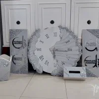 ساعت های دفرمه رزین