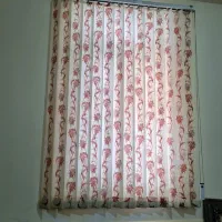 دو عدد پرده در ابعاد ۱۲۰ در ۱۶۰ و ۱۰۰در۱۱۰