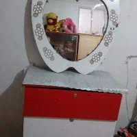 میز آرایش تمیز