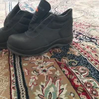 کفش ایمنی نو سایز ۴۰