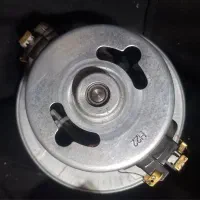 یک عدد موتور جاروبرقی ۱۶۰۰وات نو و کاملا سالم