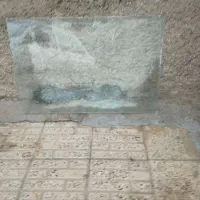 دو قاب شیشه به ابعاد 89 در 58