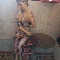 میز تلفن مجسمه دختر سالم جای آبنما دار