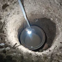 چاه کنی آب وفاظلاب وگلو گزاری لای روبی چاه آب