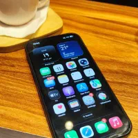 اپل iPhone 15 Pro با حافظهٔ ۲۵۶ گیگابایت