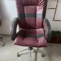 صندلی|دفتر کار|رباط‌کریم, رباط‌کریم|دیوار