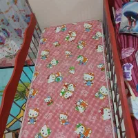 تخت نوزاد با تشک