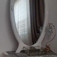 آیینه و کنسول