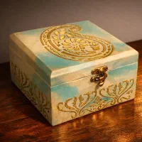 جعبه پتینه کاری شده