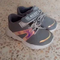 کفشهای درحد نو و تمیز بدون کوچیکترین ایراد